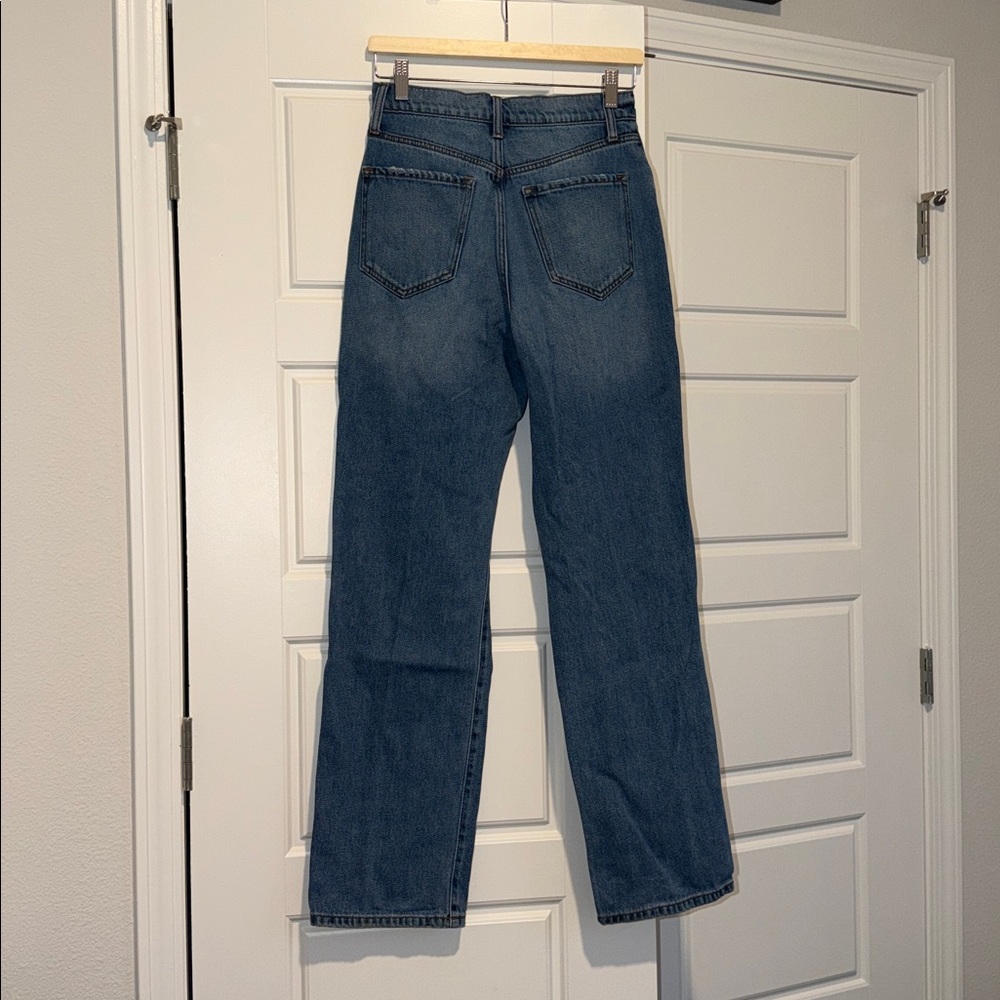 cello knee rip medium wash straight leg jeans size 26 - Picture 2 of 3